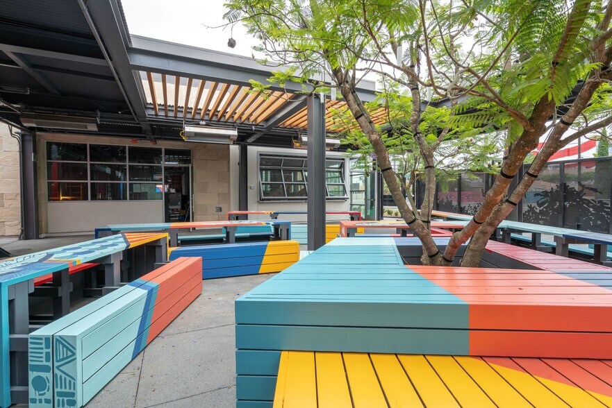 More Photos Of 6600 Atlantic Ave, Long Beach Restaurant For Sale