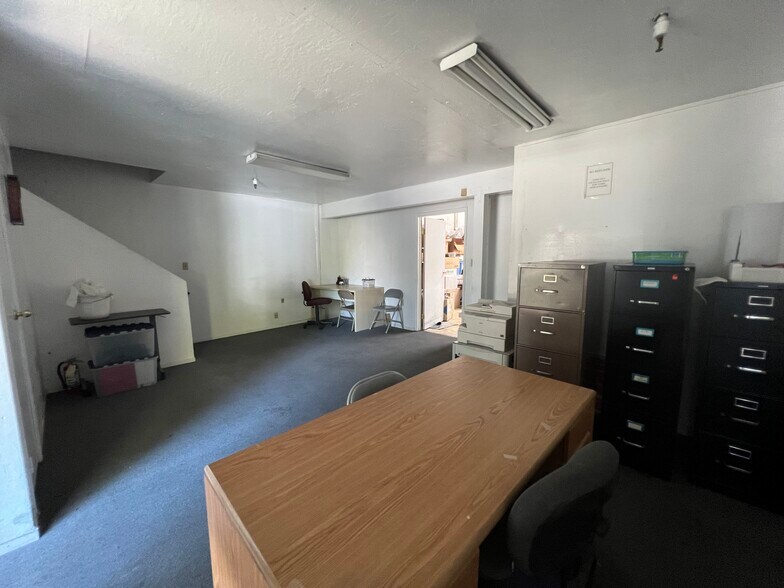 More Photos Of 3250 Monier Cir, Rancho Cordova Manufacturing For Lease