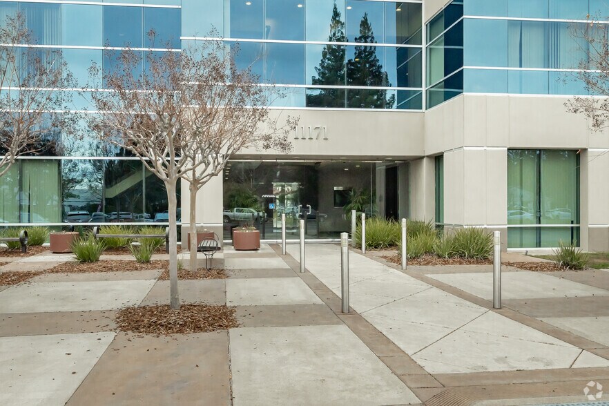 More Photos Of 11171 Sun Center Dr, Rancho Cordova Office For Lease