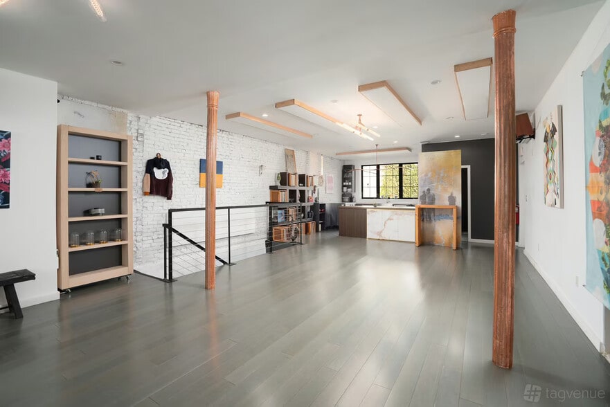 Primary Photo Of 343 Grand St, Brooklyn Storefront Retail Office For Lease