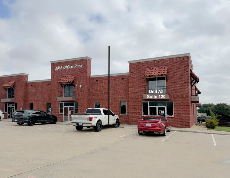 More Photos Of 1800 Industrial Blvd, Colleyville Loft Creative Space For Sale