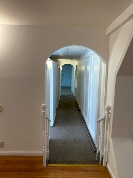 More Photos Of 101-103 W 17th St, New York Storefront Retail Residential For Lease