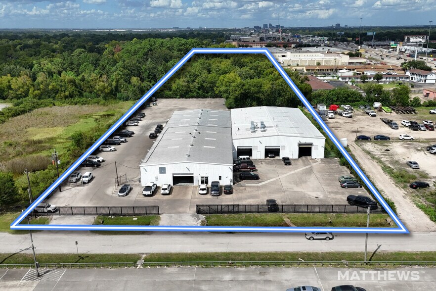 Primary Photo Of 600 Dewalt St, Houston Service For Sale