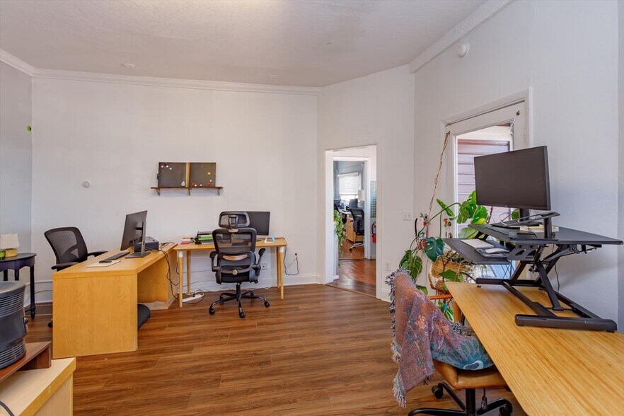 More Photos Of 37 Hill Ave, Orlando Flex For Sale