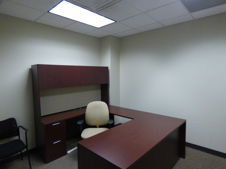 More Photos Of 1520 S 2nd St, Saint Louis Office For Sale