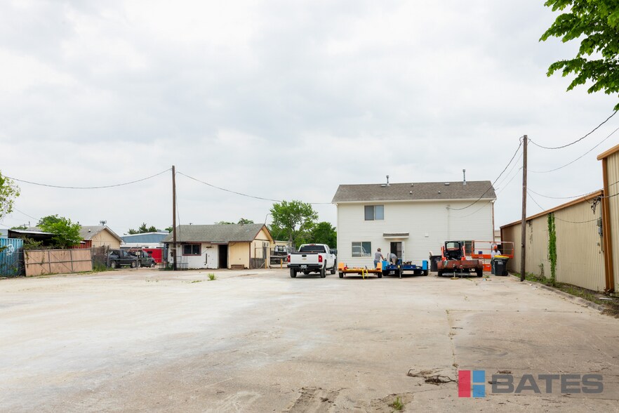 More Photos Of 5141 Boyd Blvd, Rowlett Distribution For Sale