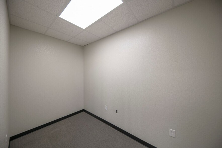 More Photos Of 16651 W Basin St, Odessa Industrial For Sale