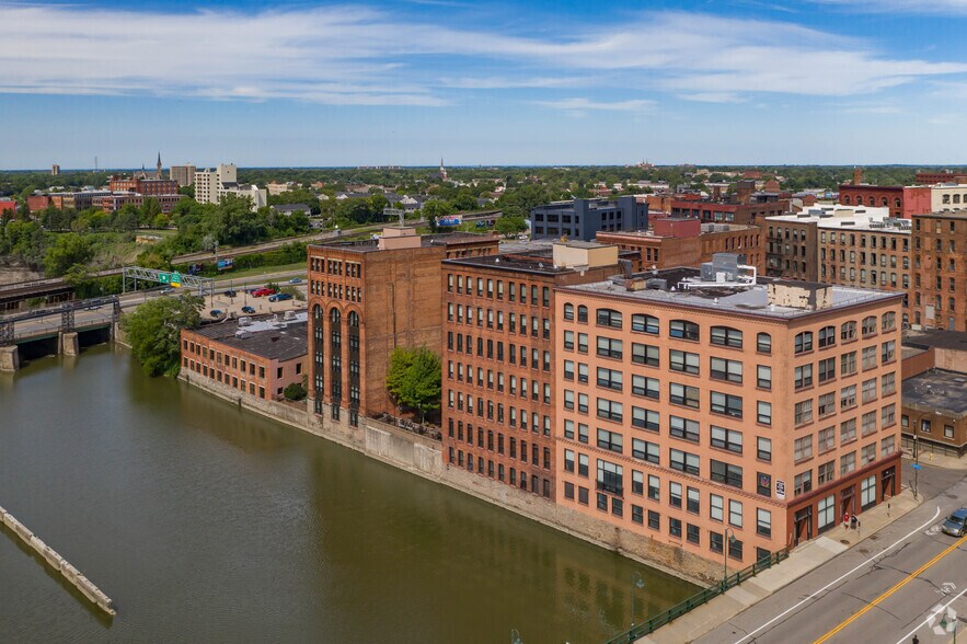 Primary Photo Of 165-217 N Water St, Rochester Apartments For Lease