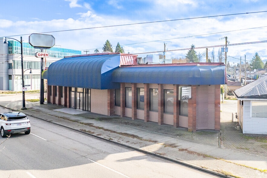 Primary Photo Of 2790 Kingsway, Vancouver Restaurant For Lease