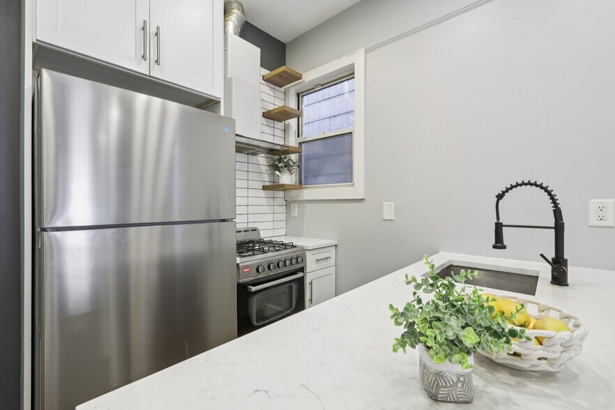 More Photos Of 112 Duncan Ave, Jersey City Apartments For Sale