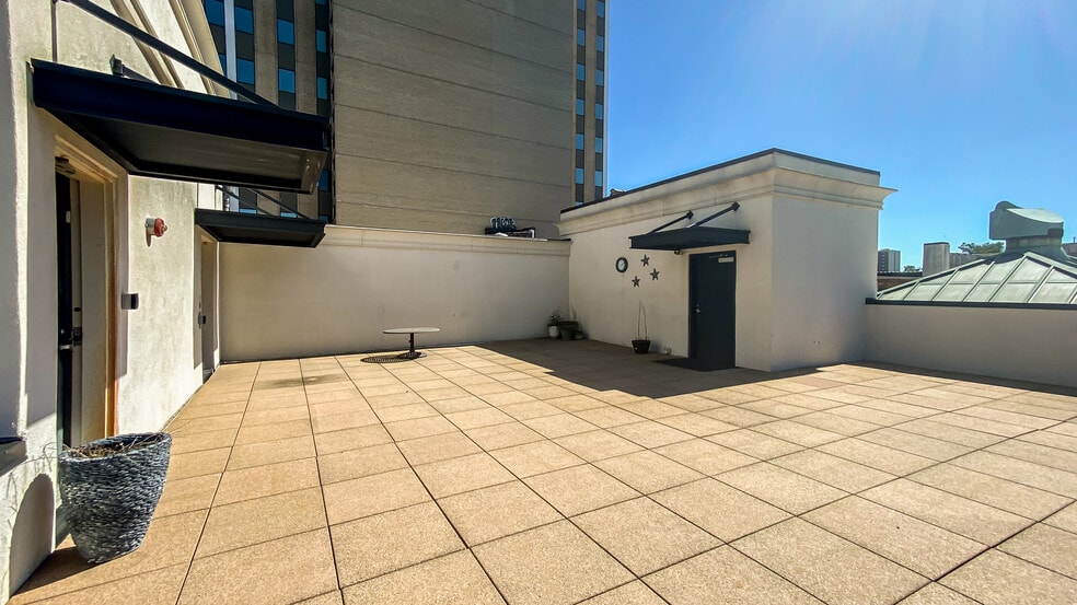 More Photos Of 823 Broad St, Augusta Office For Lease