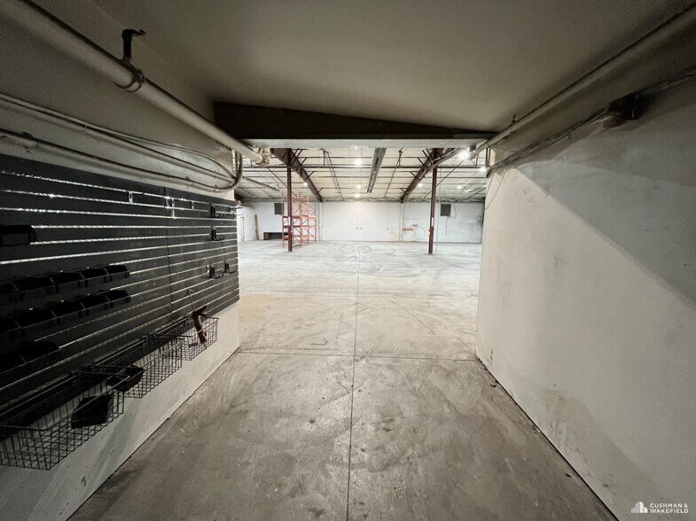 More Photos Of 599 W 71st St, Loveland Industrial For Sale
