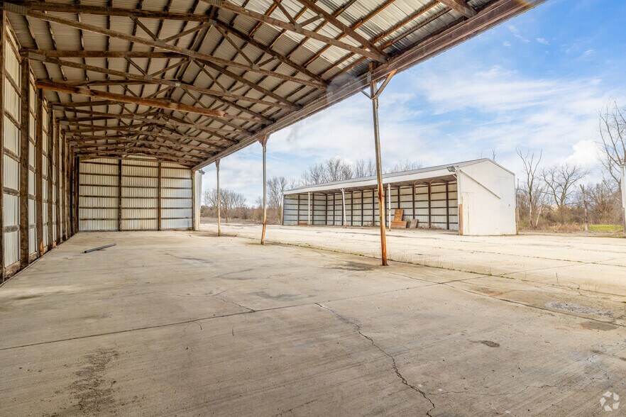 More Photos Of 10211 191st St, Mokena Truck Terminal For Sale