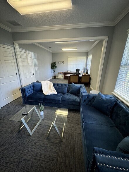 More Photos Of , Jacksonville Office For Sale