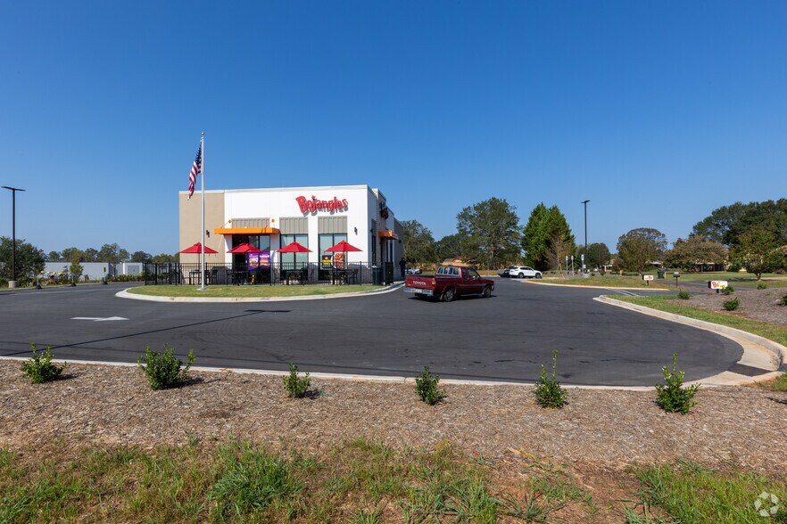 More Photos Of 326 John Dodd Rd, Spartanburg Fast Food For Sale