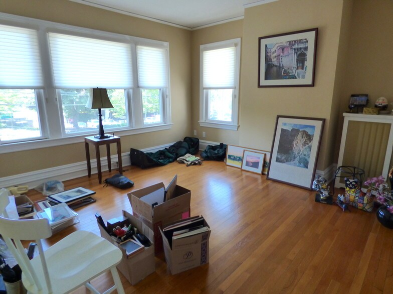 More Photos Of 758 Farmington Ave, West Hartford Medical For Lease