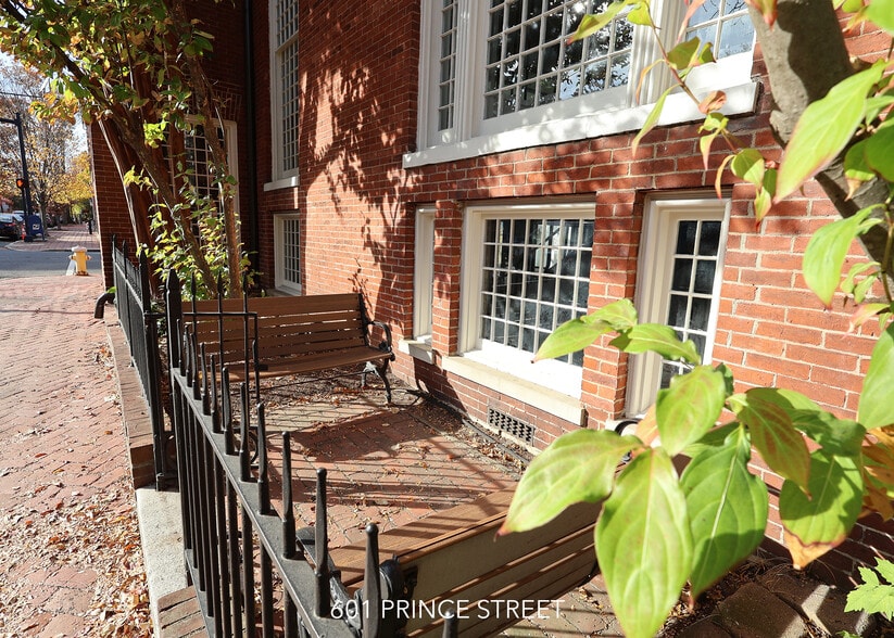 More Photos Of 601 Prince St, Alexandria Office For Sale