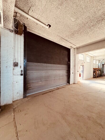 More Photos Of 309 Denton Ave, New Hyde Park Industrial For Lease