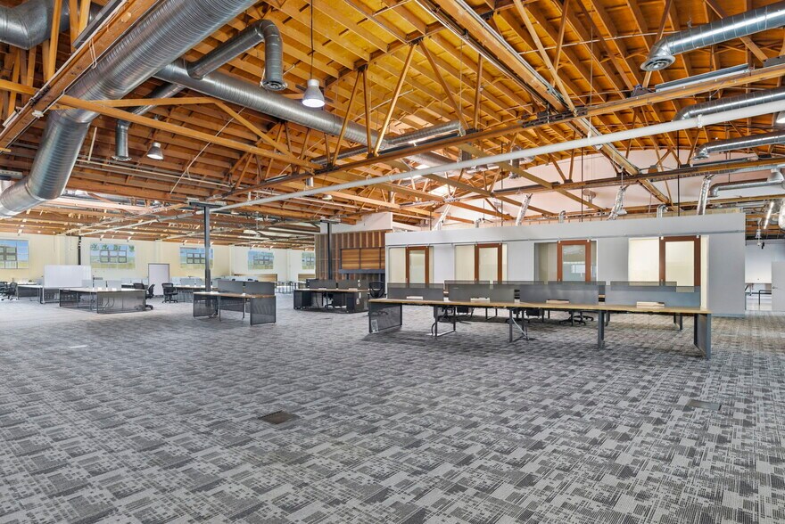 More Photos Of 3562-3582 Eastham Dr, Culver City Loft Creative Space For Lease