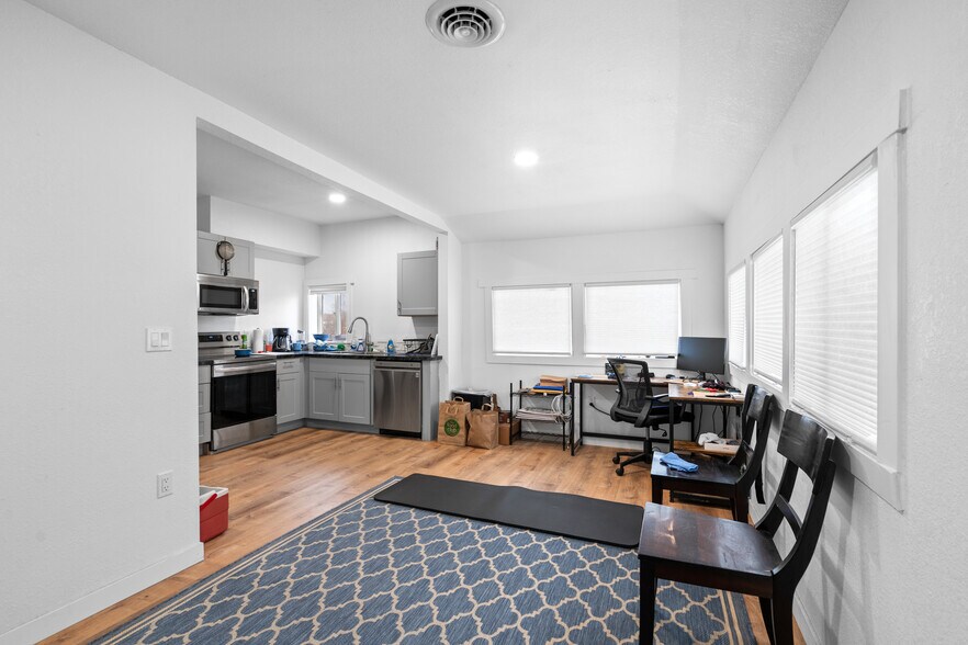 More Photos Of 105 Arcade, Lexington Apartments For Sale