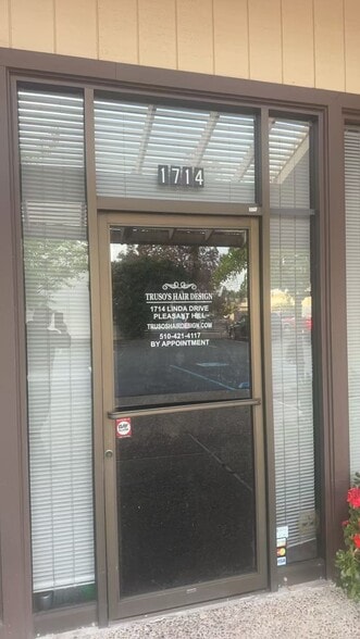 More Photos Of 1710-1718 Linda Dr, Pleasant Hill Office For Sale
