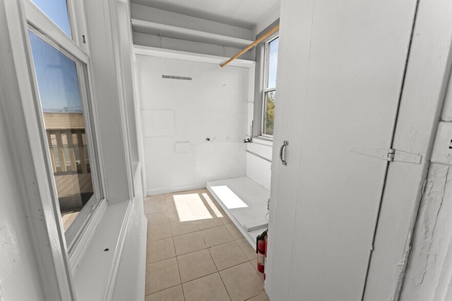 More Photos Of 131 Richland Ave, San Francisco Apartments For Sale