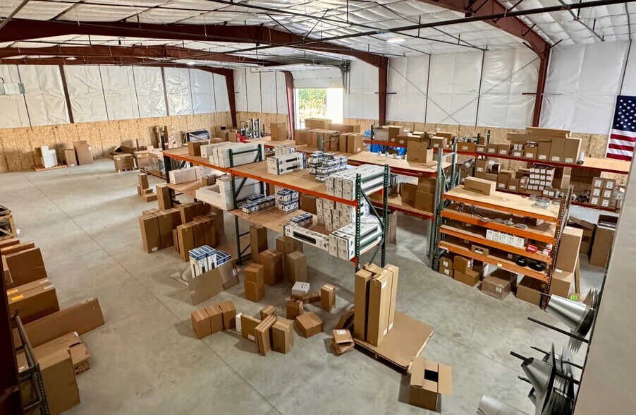 More Photos Of 3677 E Comstock ave, Nampa Industrial For Lease