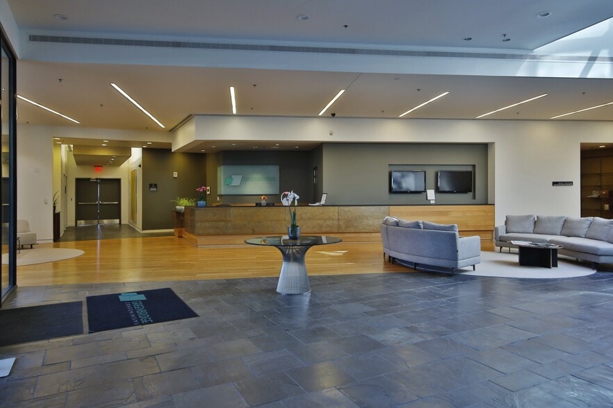 More Photos Of 601 W Rosemary St, Chapel Hill Apartments For Sale