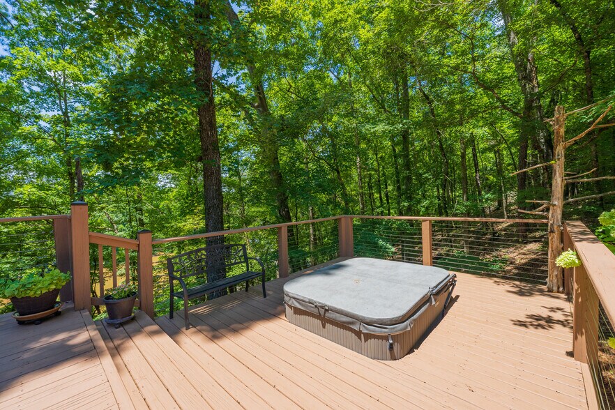 More Photos Of 1638 Old Minor Rd, Culloden Specialty For Sale