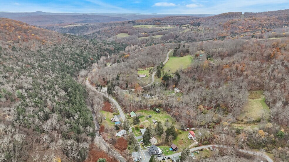 More Photos Of 553 County Road 94, Hankins Restaurant For Sale