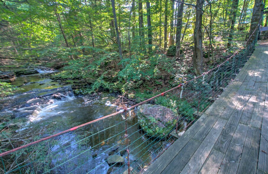 More Photos Of 167 Route 191, Cresco General Retail For Lease