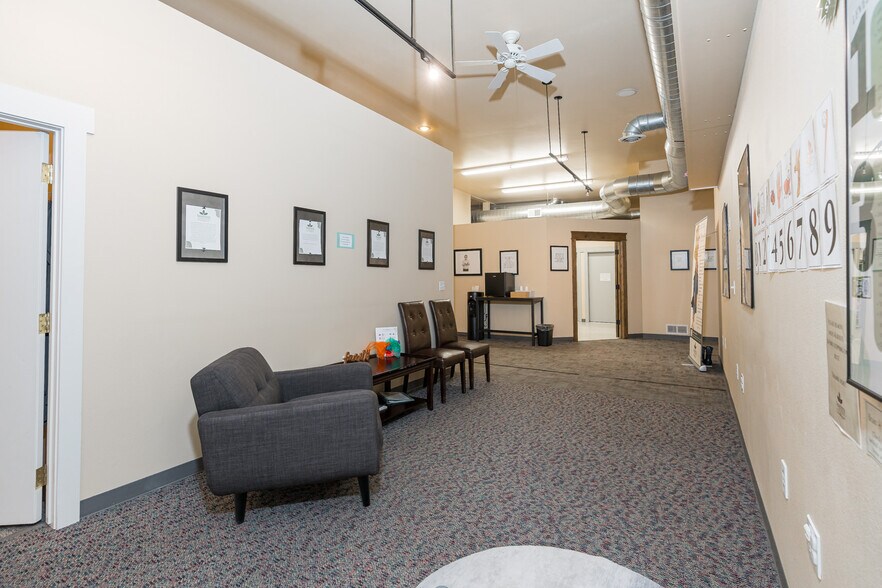 More Photos Of 210-214 W Sunset Ave, Coeur d'Alene Freestanding For Lease