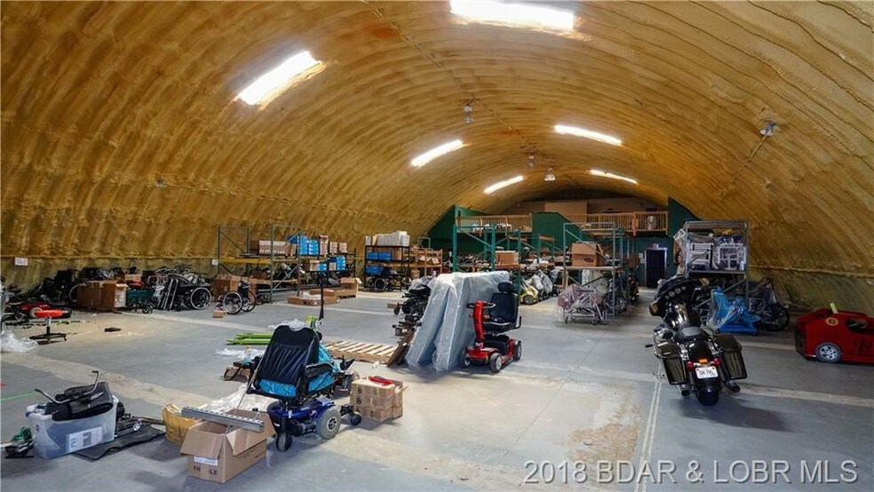 More Photos Of 166 Jackson St, Camdenton Flex For Sale