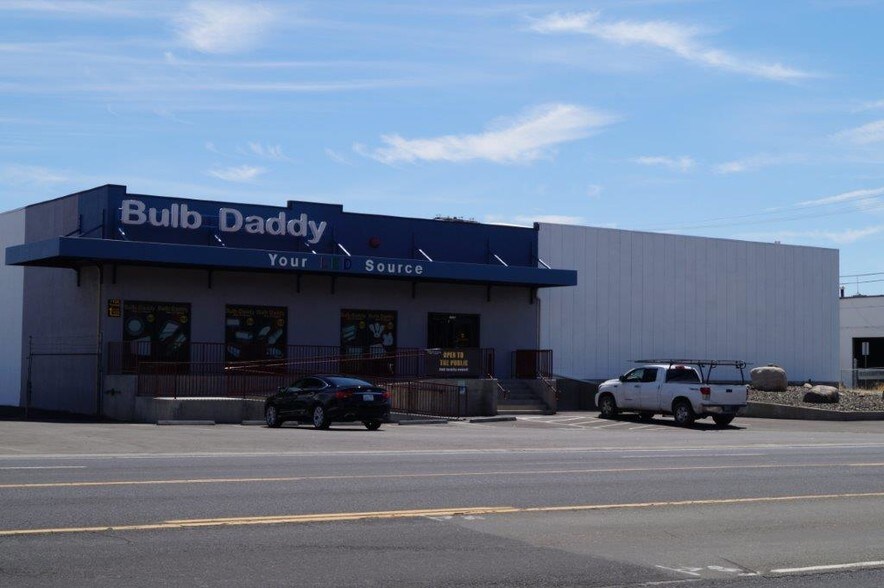 More Photos Of 1100 Terminal Way, Reno Showroom For Lease