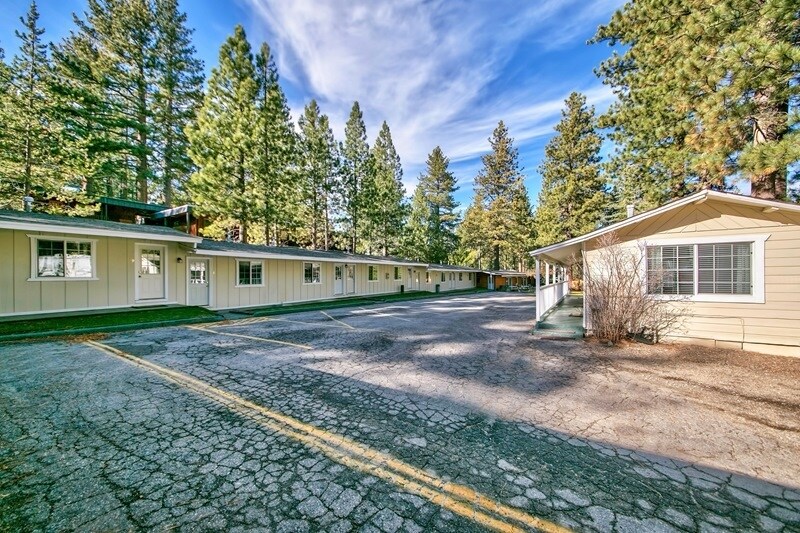 Primary Photo Of 532 Emerald Bay Rd, South Lake Tahoe Hotel For Sale