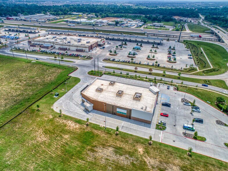 More Photos Of 322 Cane Island Pky, Katy Drugstore For Sale