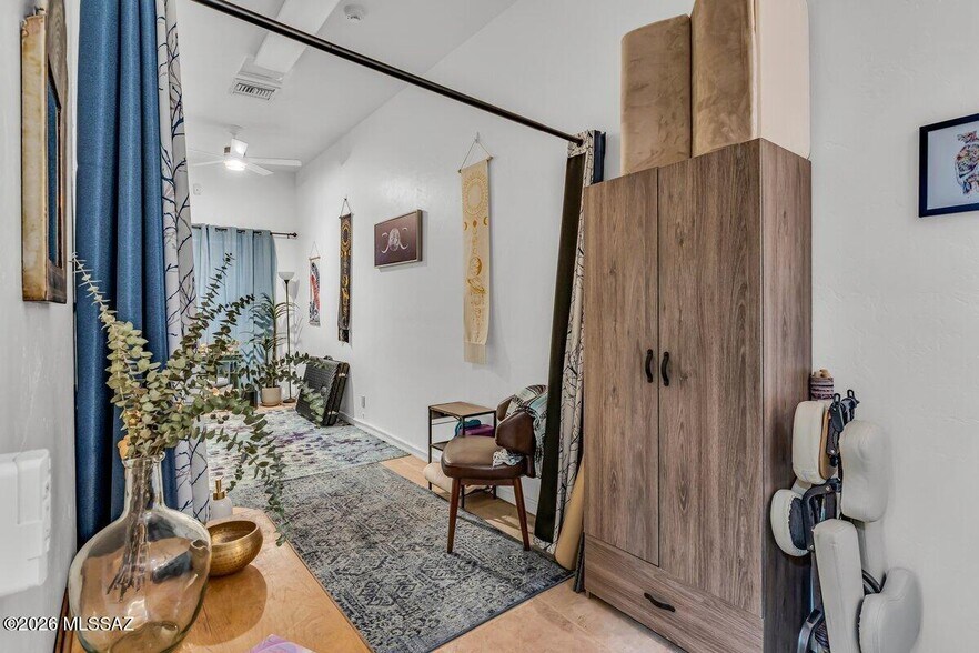 More Photos Of 2559 E Fort Lowell Rd, Tucson Office Residential For Sale