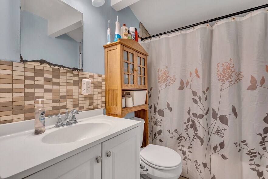 More Photos Of 387 Route 9, Eagleswood Township General Retail For Sale