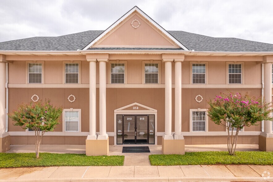 More Photos Of 307 S Jupiter Rd, Allen Office For Lease