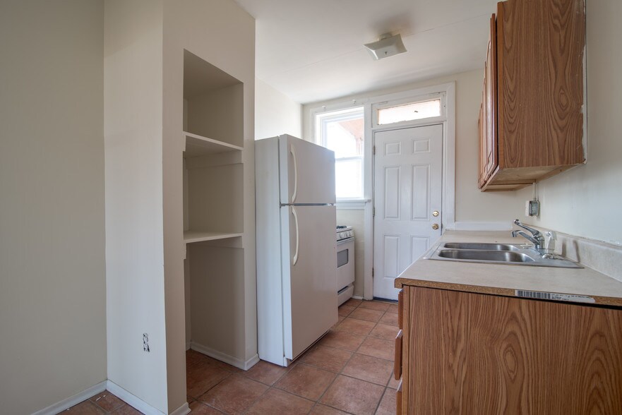 More Photos Of 5001 S Grand Blvd, Saint Louis Apartments For Sale