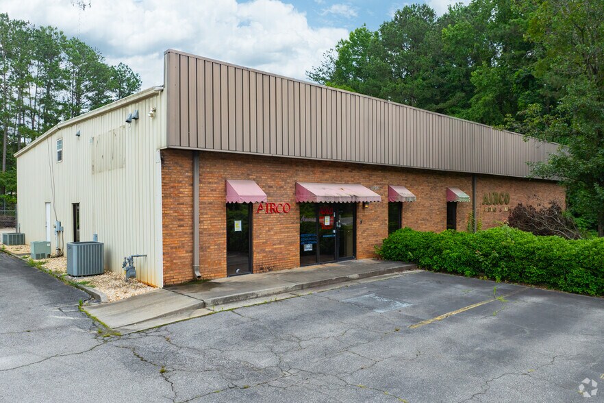 Primary Photo Of 9296 S Main St, Jonesboro Service For Sale