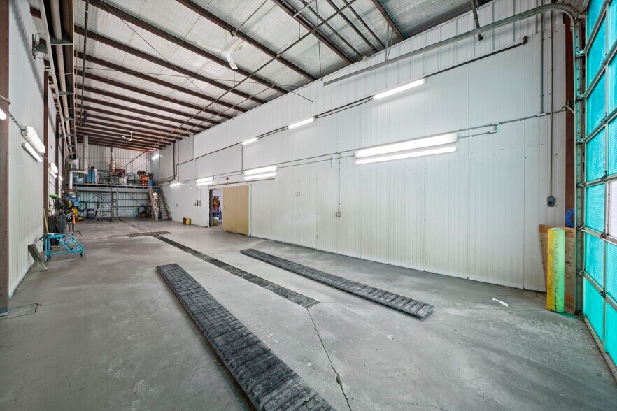 More Photos Of 259 Burnt Park Dr, Red Deer County Service For Lease