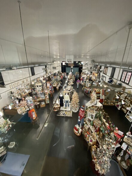 More Photos Of 2359 W Main St, Littleton General Retail For Sale