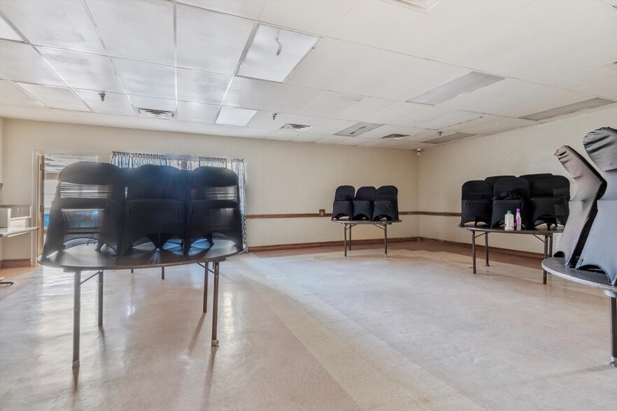 More Photos Of 1215 NE 34th St, Oklahoma City Assisted Living For Lease