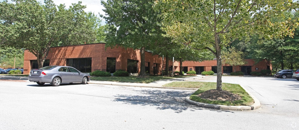 More Photos Of 10270 Old Columbia Rd, Columbia Unknown For Lease