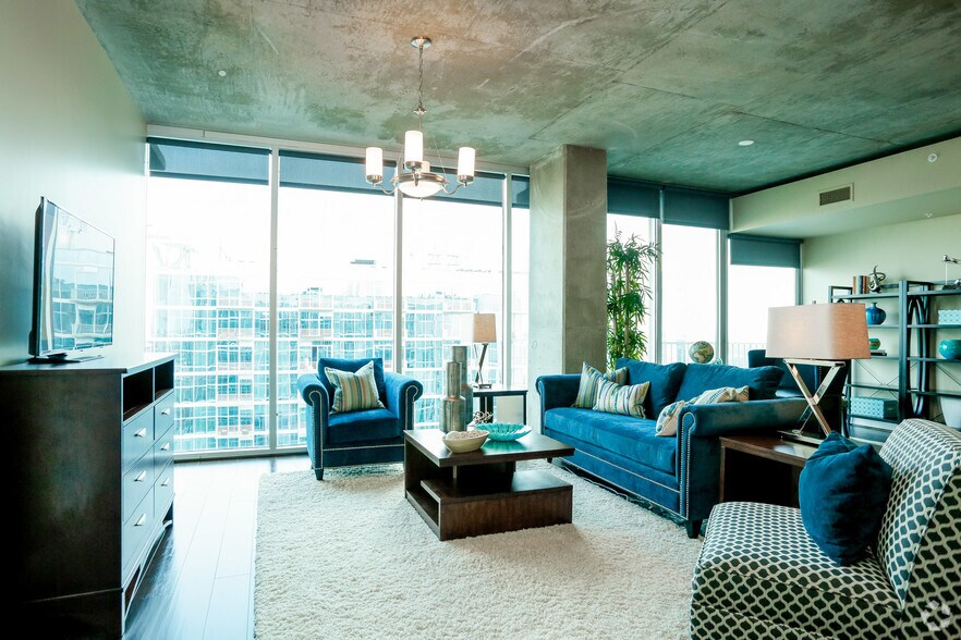 More Photos Of 5927 Almeda Rd, Houston Apartments For Lease