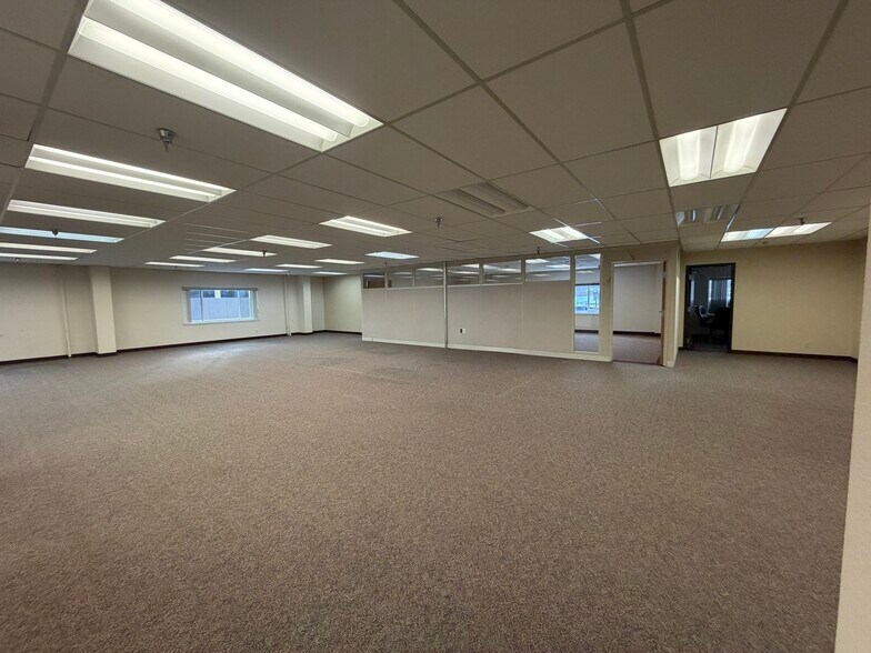 More Photos Of 1301 Huffman Rd, Anchorage Medical For Lease