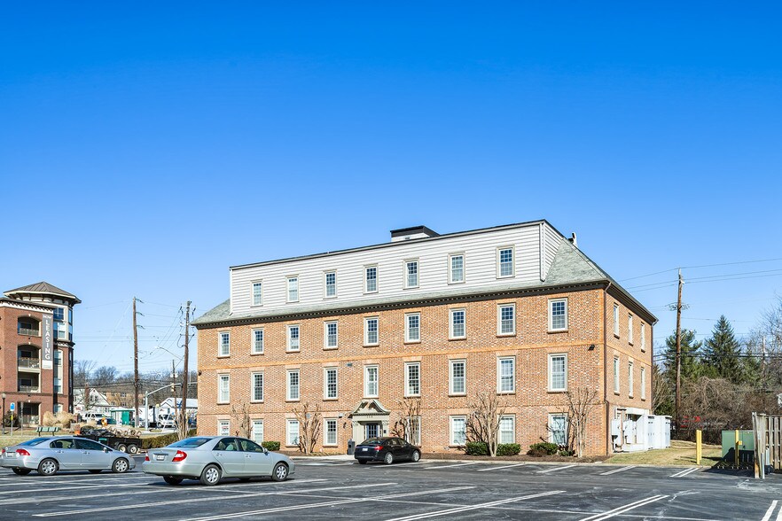 More Photos Of , Gaithersburg Office For Sale