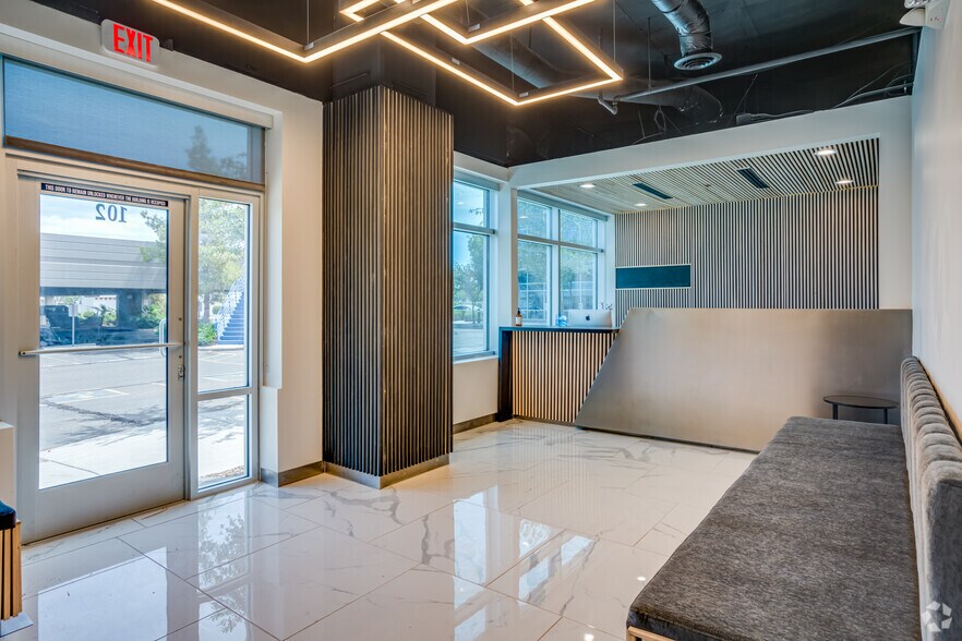 More Photos Of 3377 S Price Rd, Chandler Office For Lease