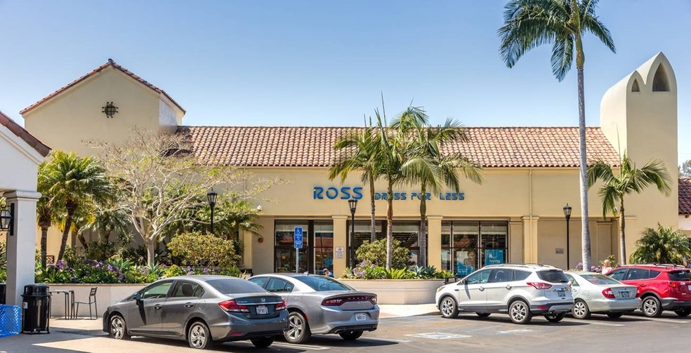 More Photos Of 3925-3993 State St, Santa Barbara Unknown For Lease